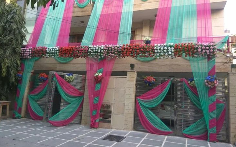 New Rajdhani Flowers And Decorators